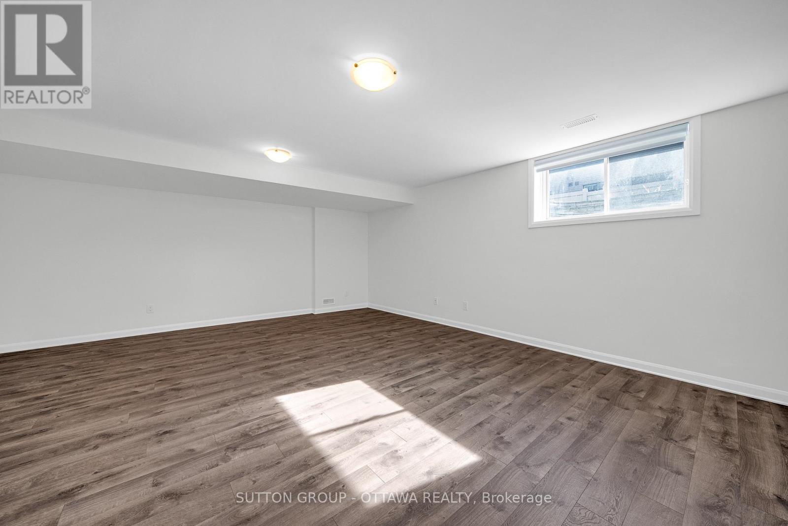 1006 Speedvale Court, Ottawa, Ontario  K2T 0P3 - Photo 35 - X12455849