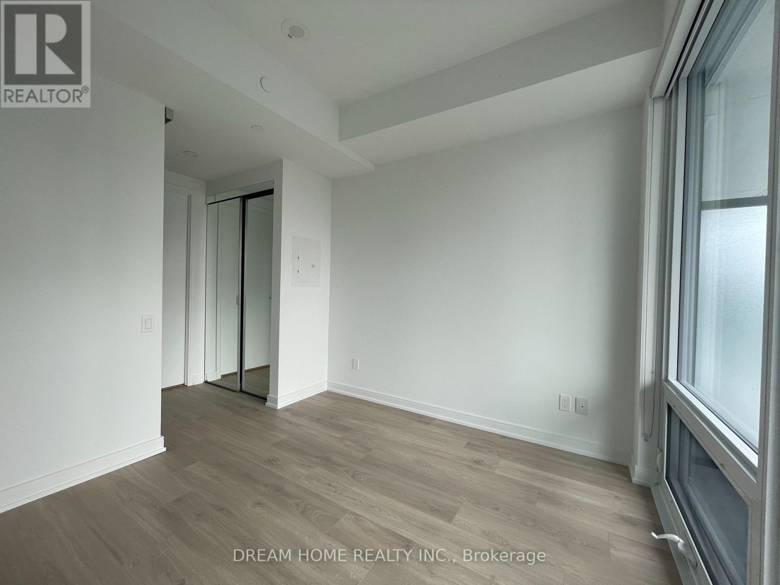 1810 - 3 Gloucester Street, Toronto, Ontario  M4Y 1L8 - Photo 3 - C12458696