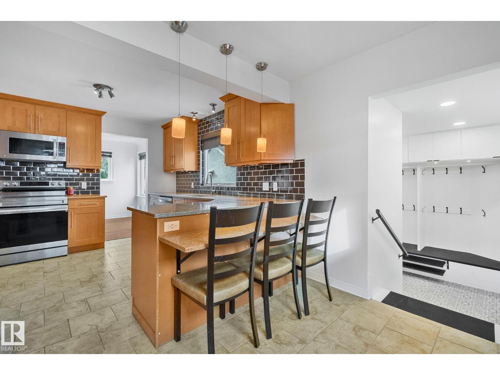 10950 117 St Nw, Edmonton, Alberta  T5H 3N6 - Photo 14 - E4461853