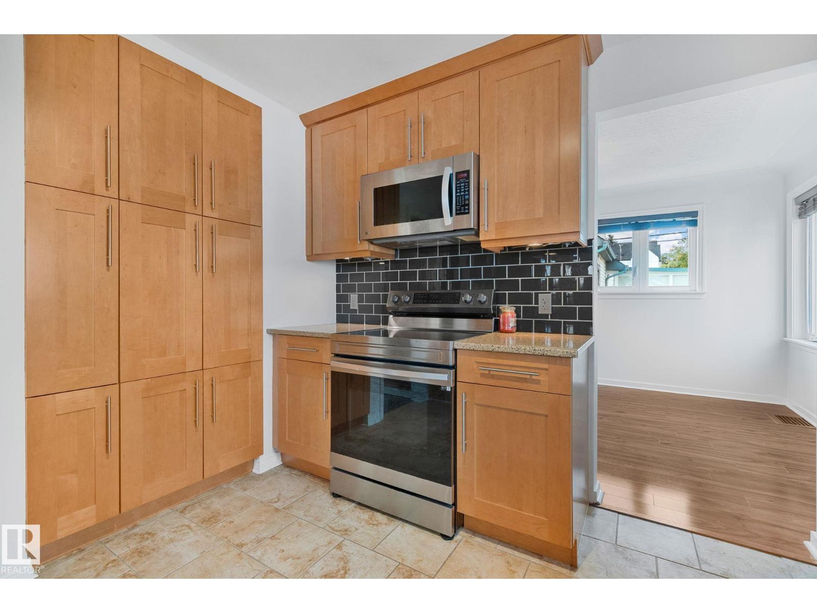 10950 117 St Nw, Edmonton, Alberta  T5H 3N6 - Photo 13 - E4461853