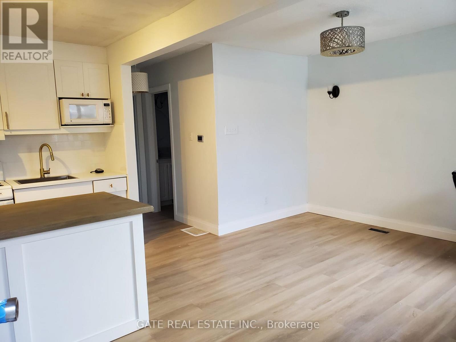 27 Lambton Avenue, Toronto, Ontario  M6N 2S2 - Photo 12 - W12447360