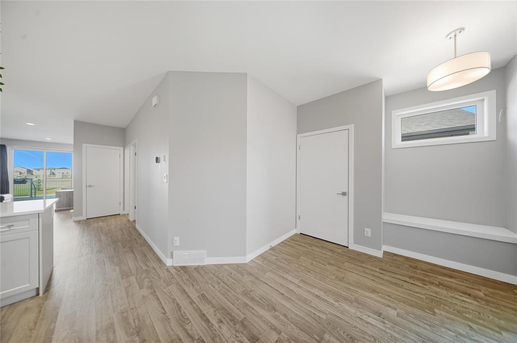 138 Middlechurch Gate, West St Paul, Manitoba  R4A 0E4 - Photo 5 - 202526395