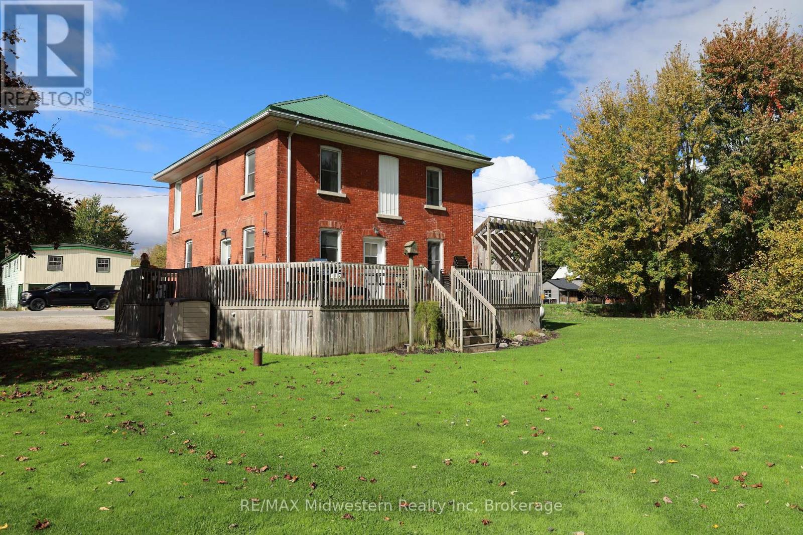 185 Winstanley Street, West Perth, Ontario  N0K 1P0 - Photo 10 - X12458704