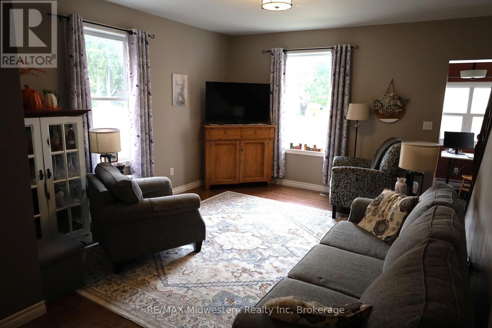 185 Winstanley Street, West Perth, Ontario  N0K 1P0 - Photo 14 - X12458704