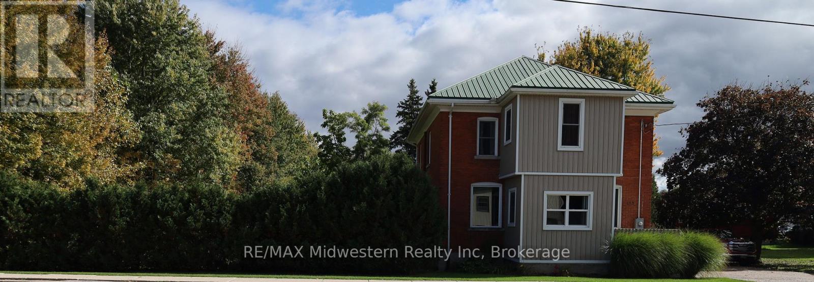 185 Winstanley Street, West Perth, Ontario  N0K 1P0 - Photo 4 - X12458704