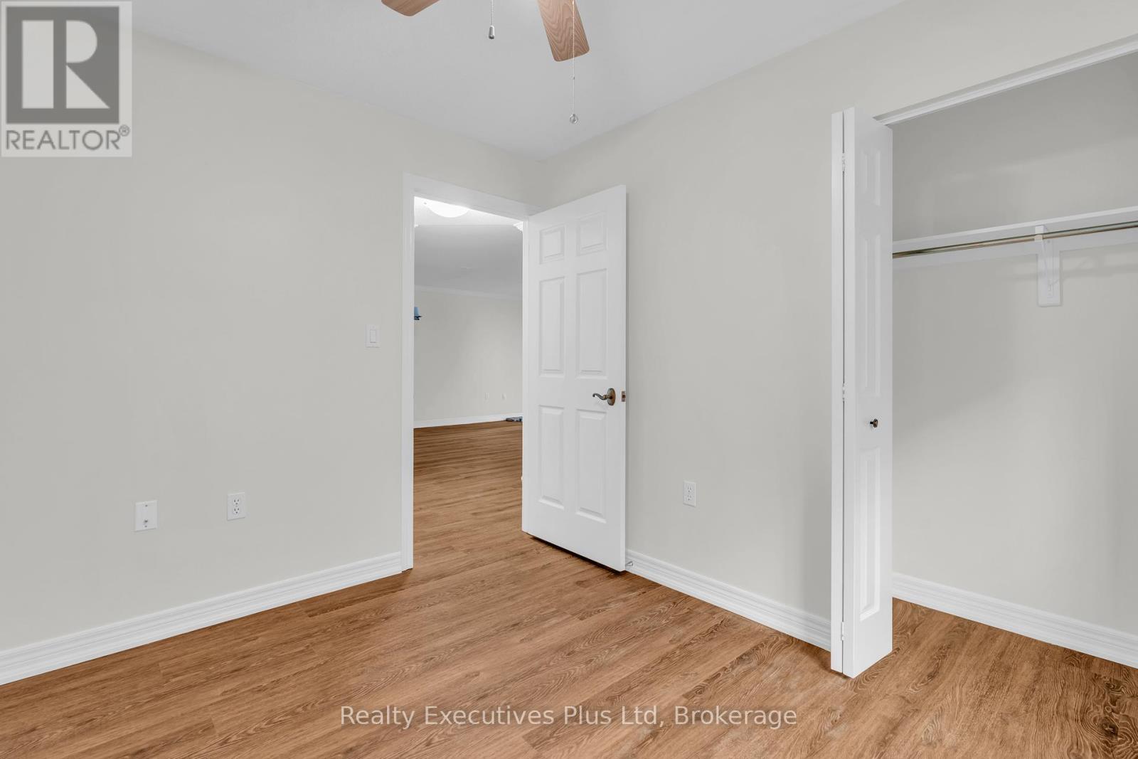 18 Sprucehaven Court, Guelph, Ontario  N1G 4X7 - Photo 18 - X12458706