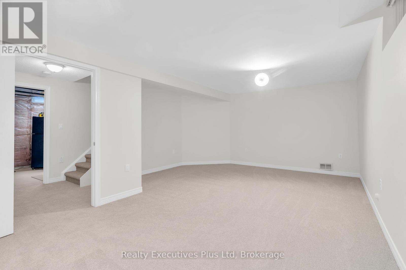 18 Sprucehaven Court, Guelph, Ontario  N1G 4X7 - Photo 27 - X12458706