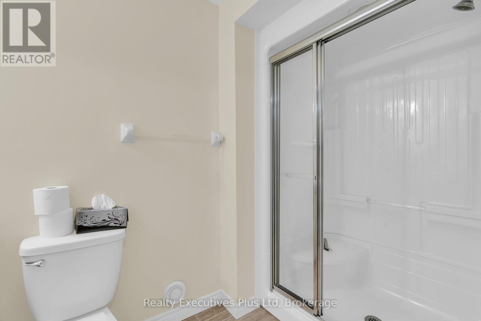 18 Sprucehaven Court, Guelph, Ontario  N1G 4X7 - Photo 29 - X12458706