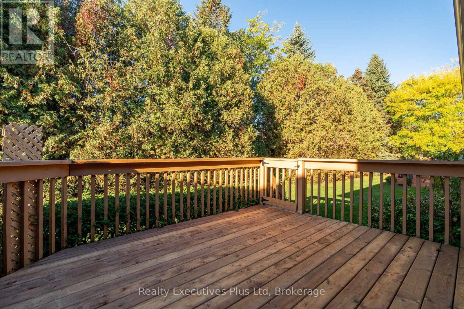18 Sprucehaven Court, Guelph, Ontario  N1G 4X7 - Photo 34 - X12458706