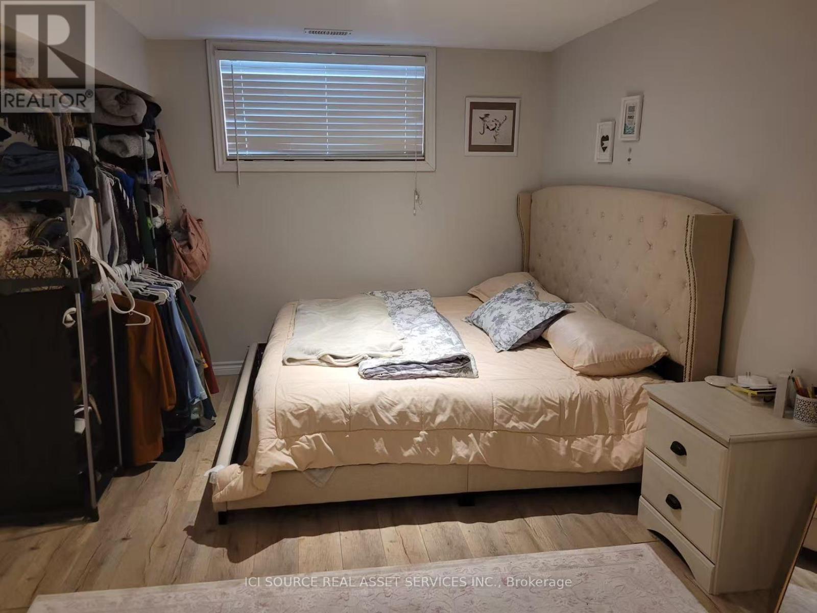 406 Woodbine Avenue, Kitchener, Ontario  N2R 0A9 - Photo 25 - X12451117