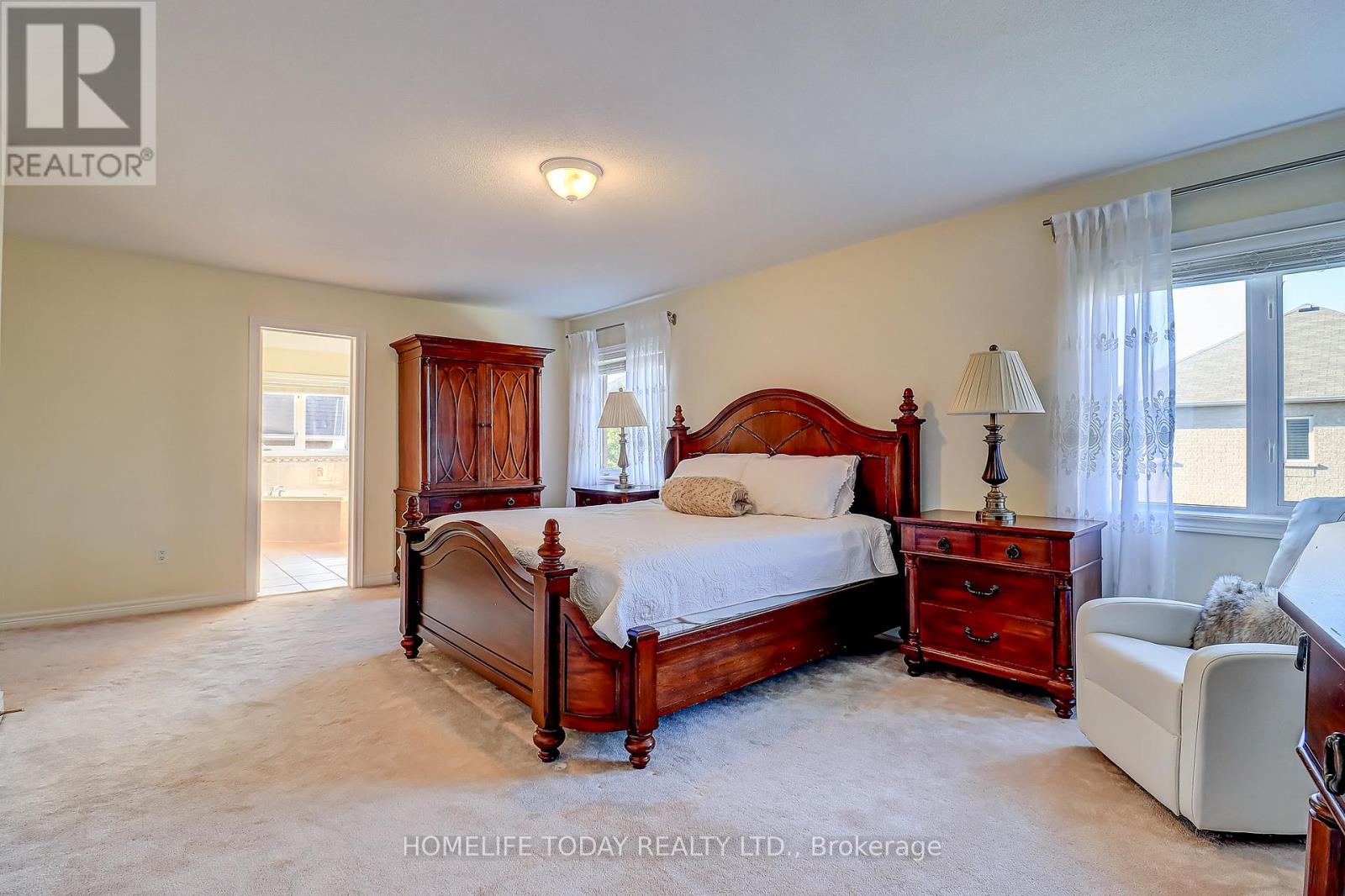 200 Ivy Glen Drive, Vaughan, Ontario  L6A 0P1 - Photo 24 - N12458709