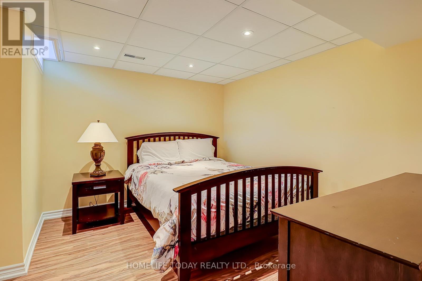 200 Ivy Glen Drive, Vaughan, Ontario  L6A 0P1 - Photo 33 - N12458709