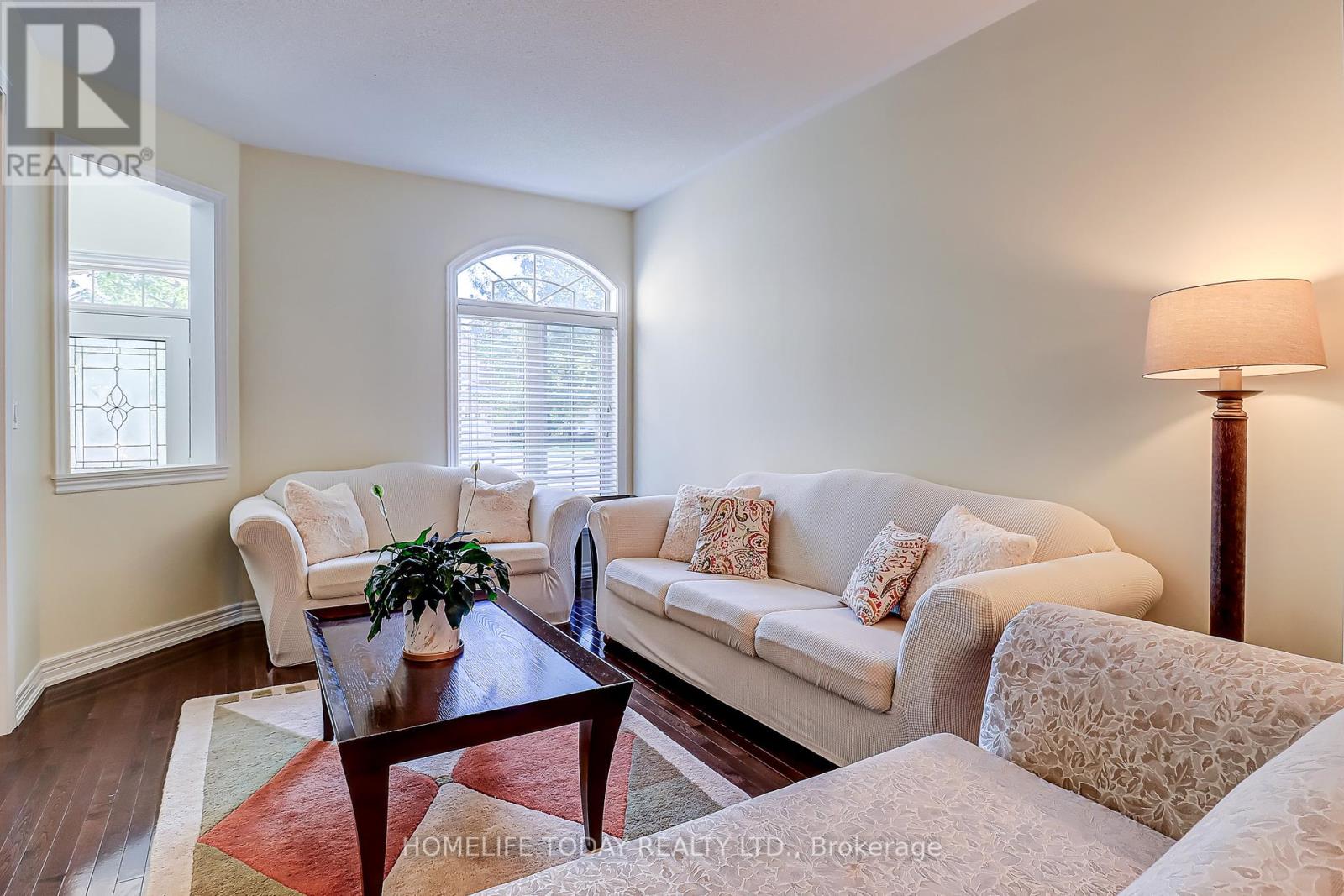 200 Ivy Glen Drive, Vaughan, Ontario  L6A 0P1 - Photo 8 - N12458709