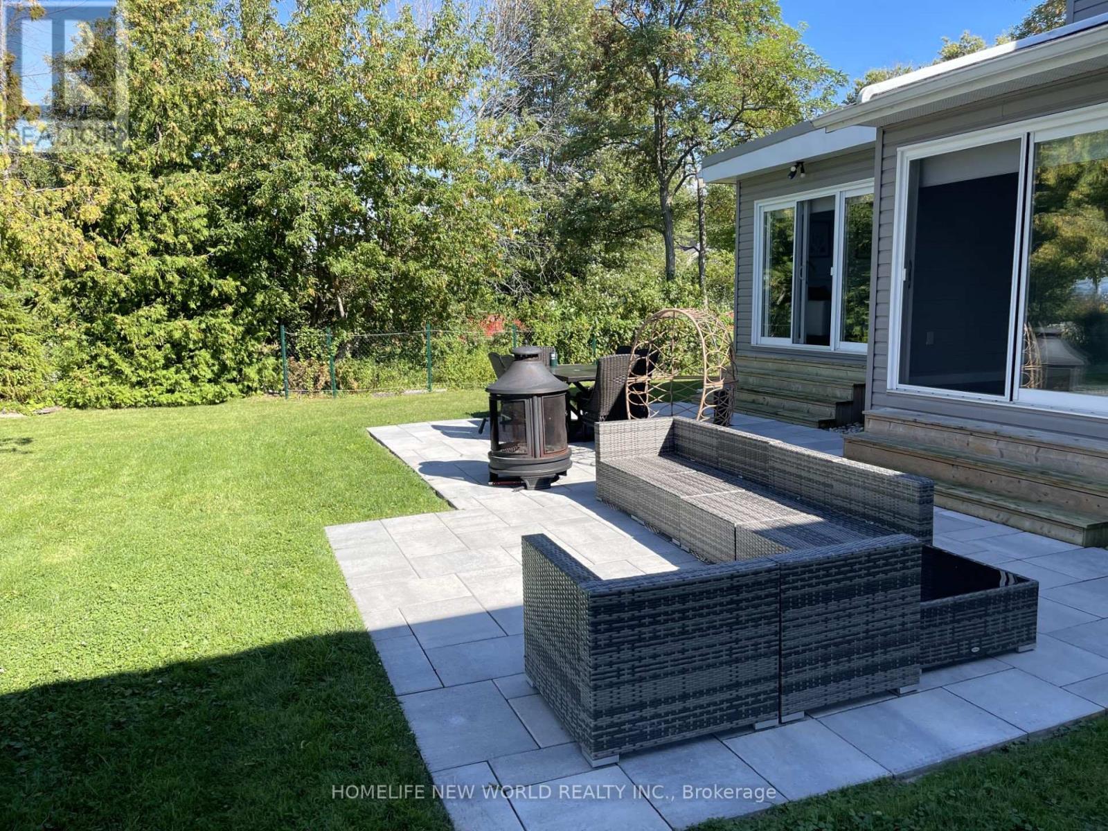 10 Burnie Road, Georgina, Ontario  L0E 1N0 - Photo 26 - N12458710