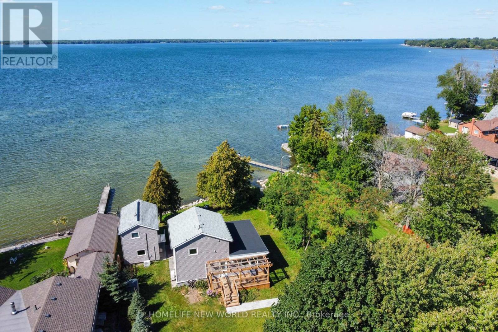 10 Burnie Road, Georgina, Ontario  L0E 1N0 - Photo 35 - N12458710