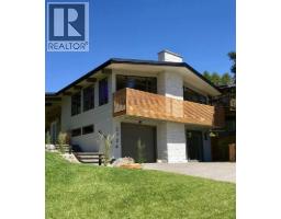 2724 Crawford Road Nw Charleswood, Calgary, Ca