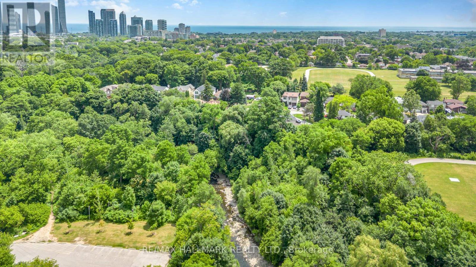 7 Tizzard Avenue, Toronto, Ontario  M8Y 3Z4 - Photo 47 - W12458702