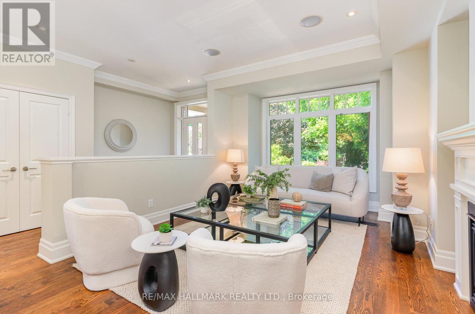 7 Tizzard Avenue, Toronto, Ontario  M8Y 3Z4 - Photo 7 - W12458702