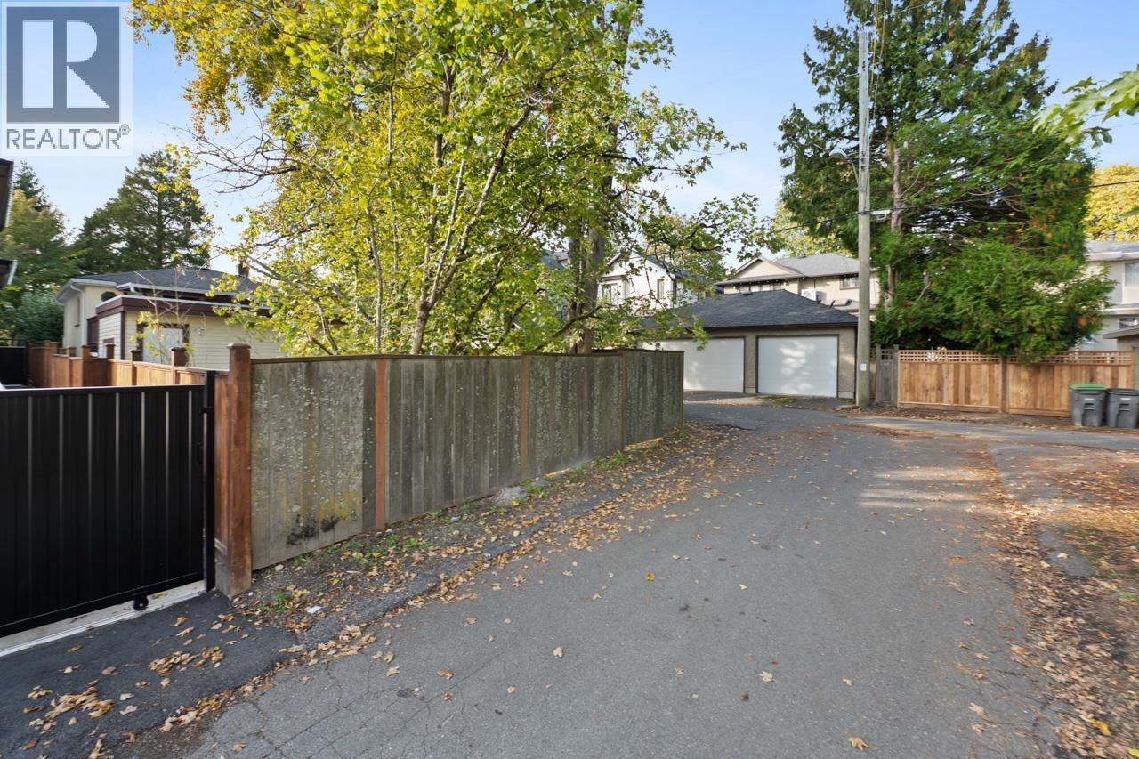 7526 Selkirk Street, Vancouver, British Columbia  V6P 4H4 - Photo 13 - R3057719