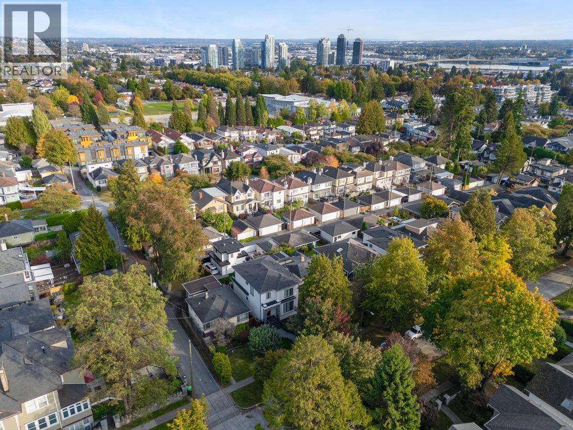 7526 Selkirk Street, Vancouver, British Columbia  V6P 4H4 - Photo 4 - R3057719