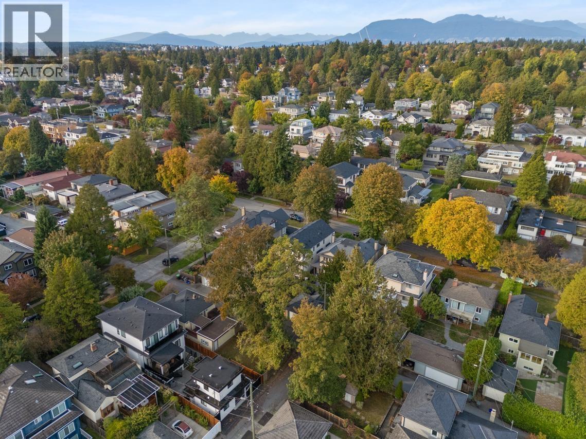 7526 Selkirk Street, Vancouver, British Columbia  V6P 4H4 - Photo 5 - R3057719