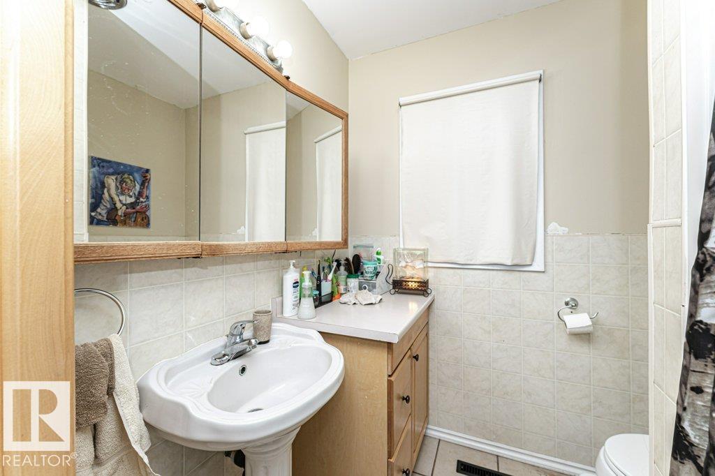 8539 Connors Rd Nw, Edmonton, Alberta  T6C 4H2 - Photo 14 - E4459822