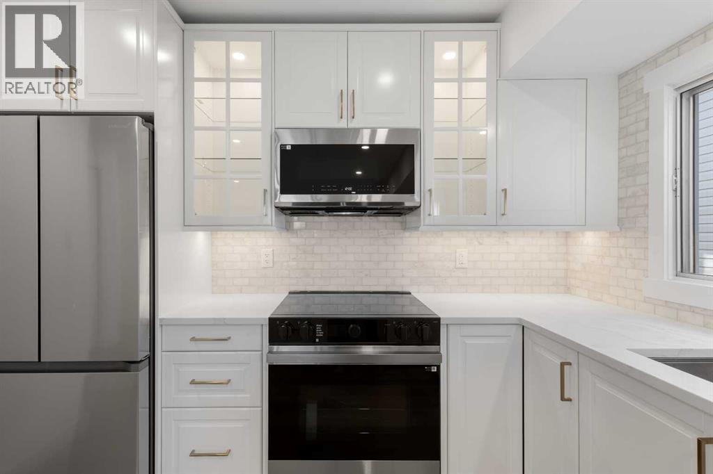 4 Cedarwood Rise Sw, Calgary, Alberta  T2W 3H9 - Photo 11 - A2263972