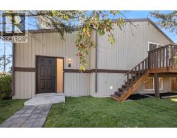 4 Cedarwood Rise SW Cedarbrae
