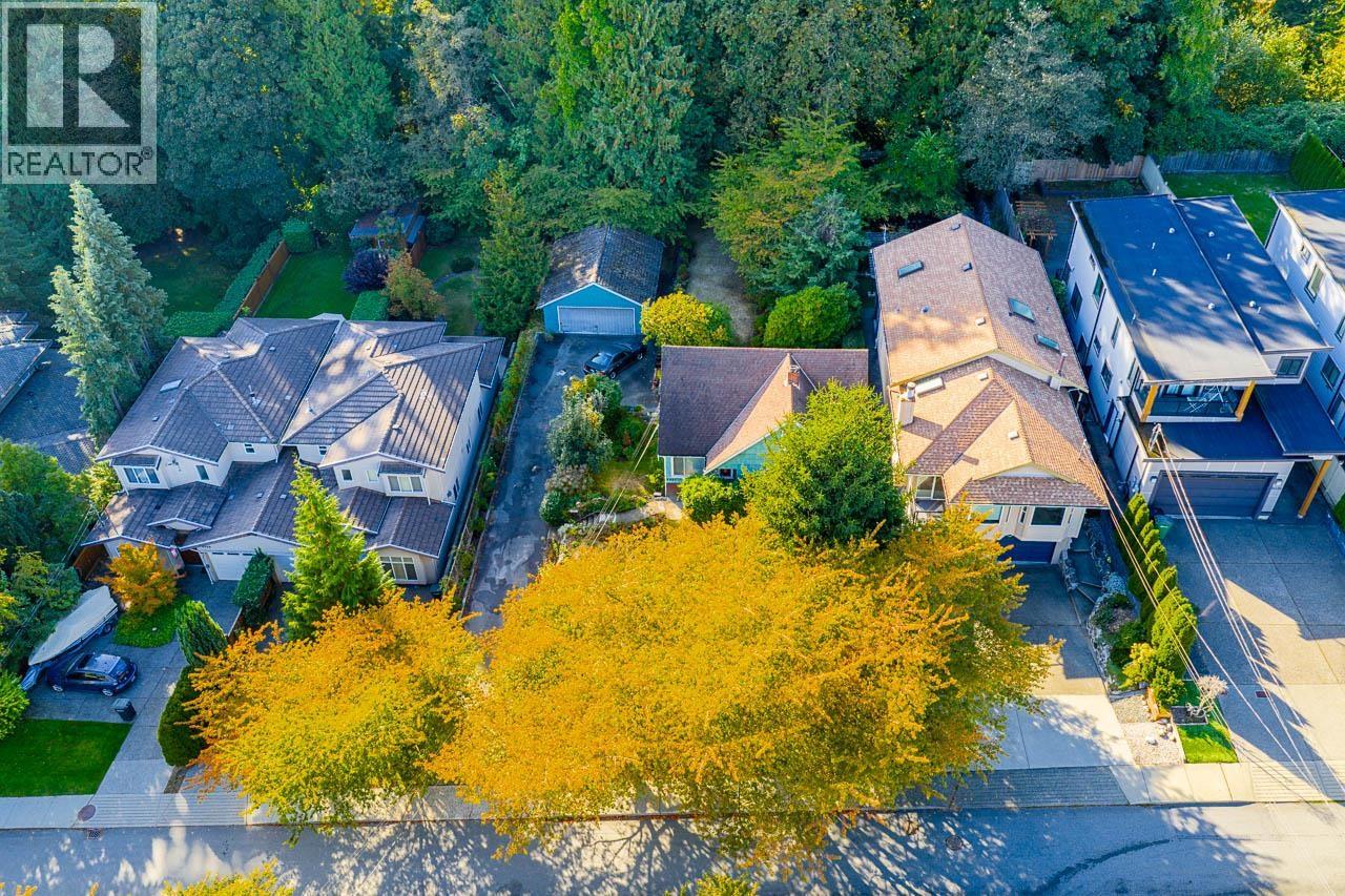 8061 Mcgregor Avenue, Burnaby, British Columbia  V5J 4H7 - Photo 14 - R3056802