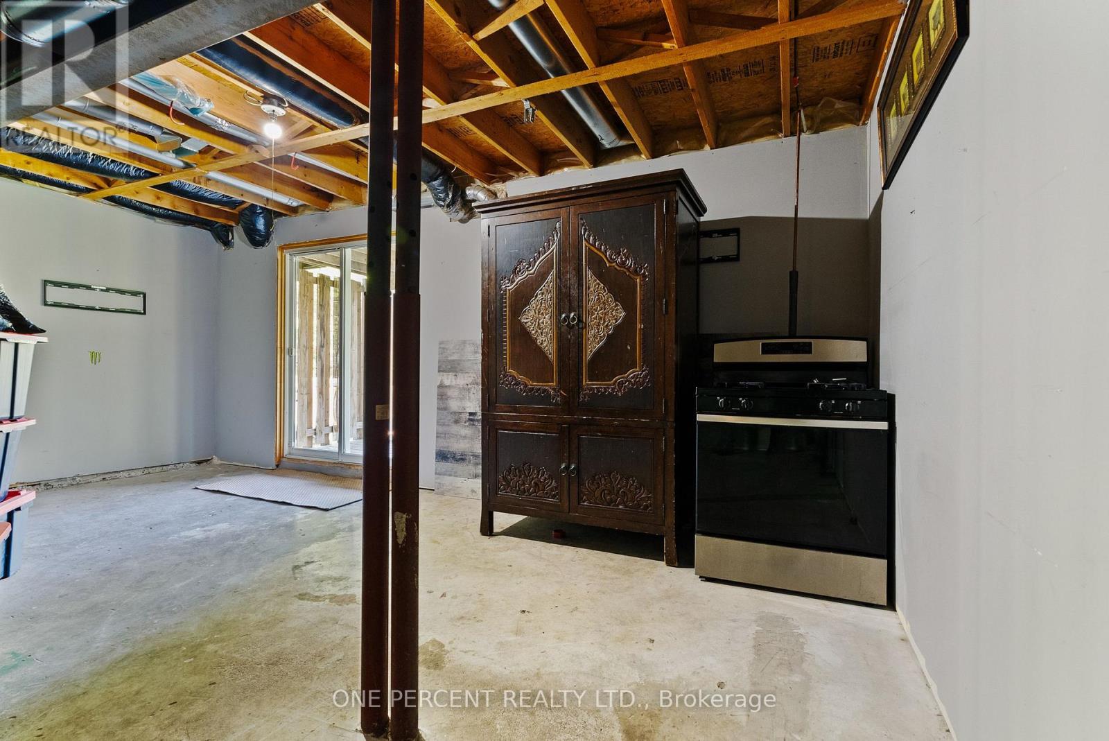 11 Bowen Crescent, North Grenville, Ontario  K0G 1J0 - Photo 31 - X12458720