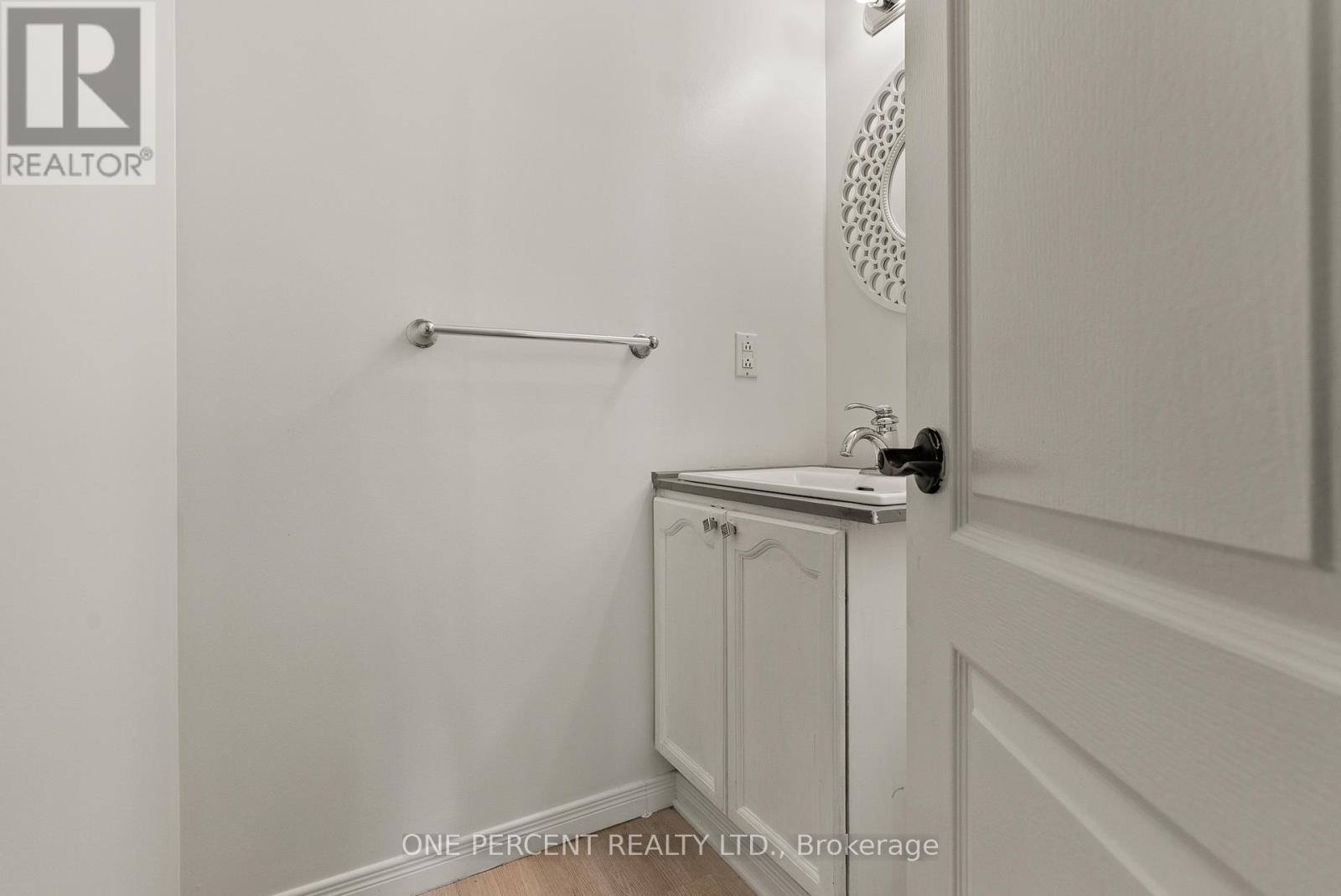 11 Bowen Crescent, North Grenville, Ontario  K0G 1J0 - Photo 6 - X12458720