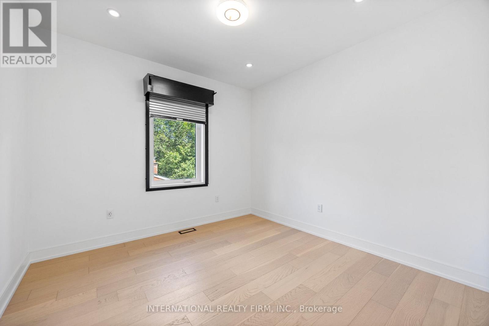 19 Ivy Avenue, Toronto, Ontario  M4L 2H6 - Photo 28 - E12458722