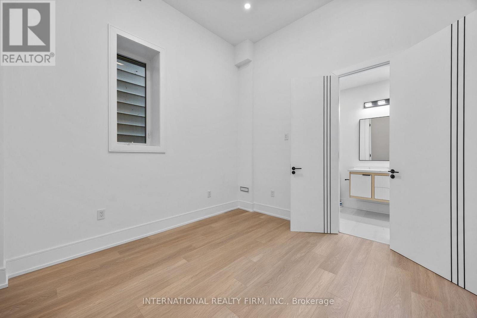 19 Ivy Avenue, Toronto, Ontario  M4L 2H6 - Photo 39 - E12458722
