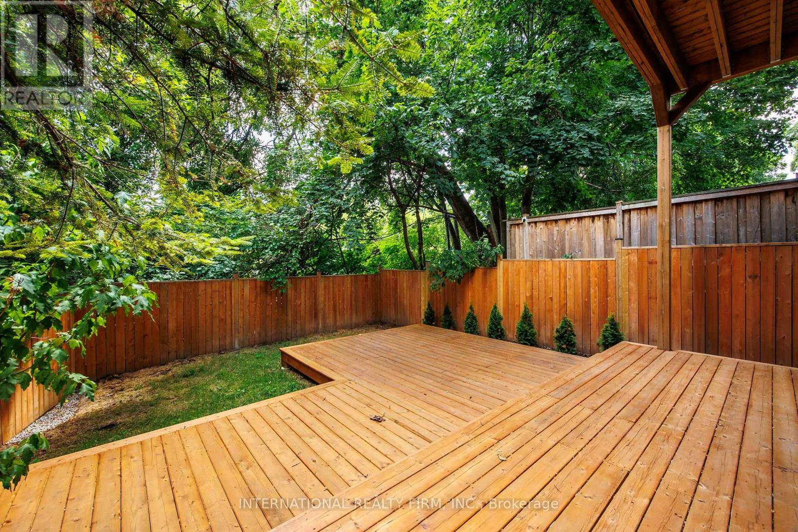 19 Ivy Avenue, Toronto, Ontario  M4L 2H6 - Photo 45 - E12458722