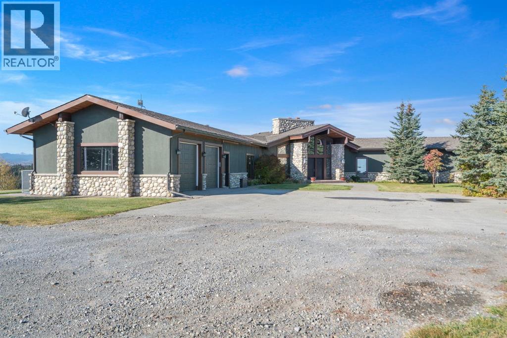 44110 Township Road 242, Rural Rocky View County, Alberta  T3Z 0B8 - Photo 4 - A2263914