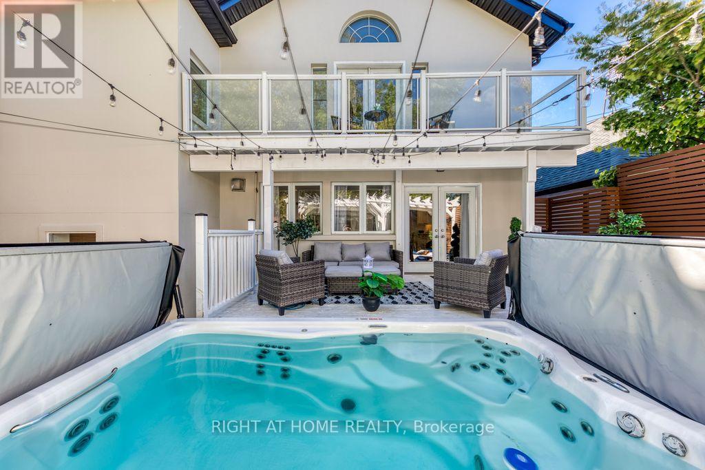 43 South Kingsway, Toronto, Ontario  M6S 3T2 - Photo 37 - W12457806