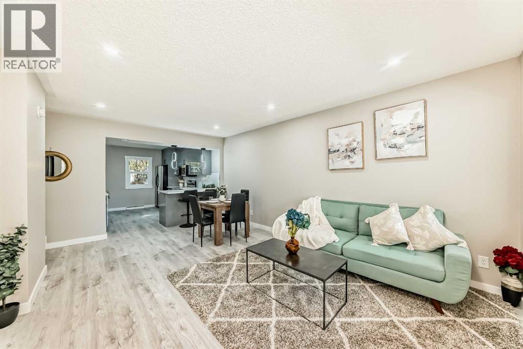 1923 9a Avenue Ne, Calgary, Alberta  T2E 0W6 - Photo 3 - A2263680