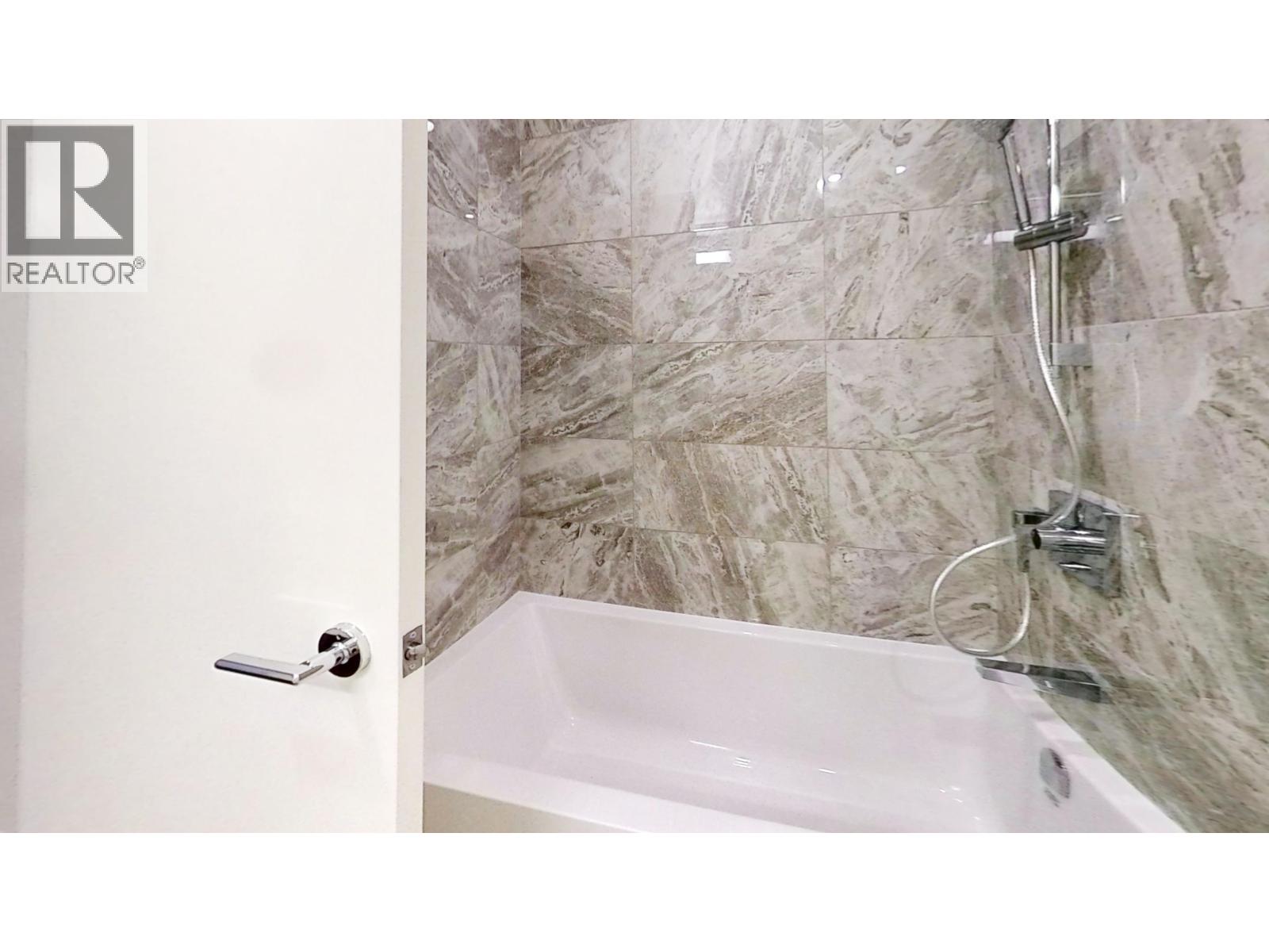 6633 Buswell Street, Richmond, British Columbia  V6Y 0M3 - Photo 5 - R3057720