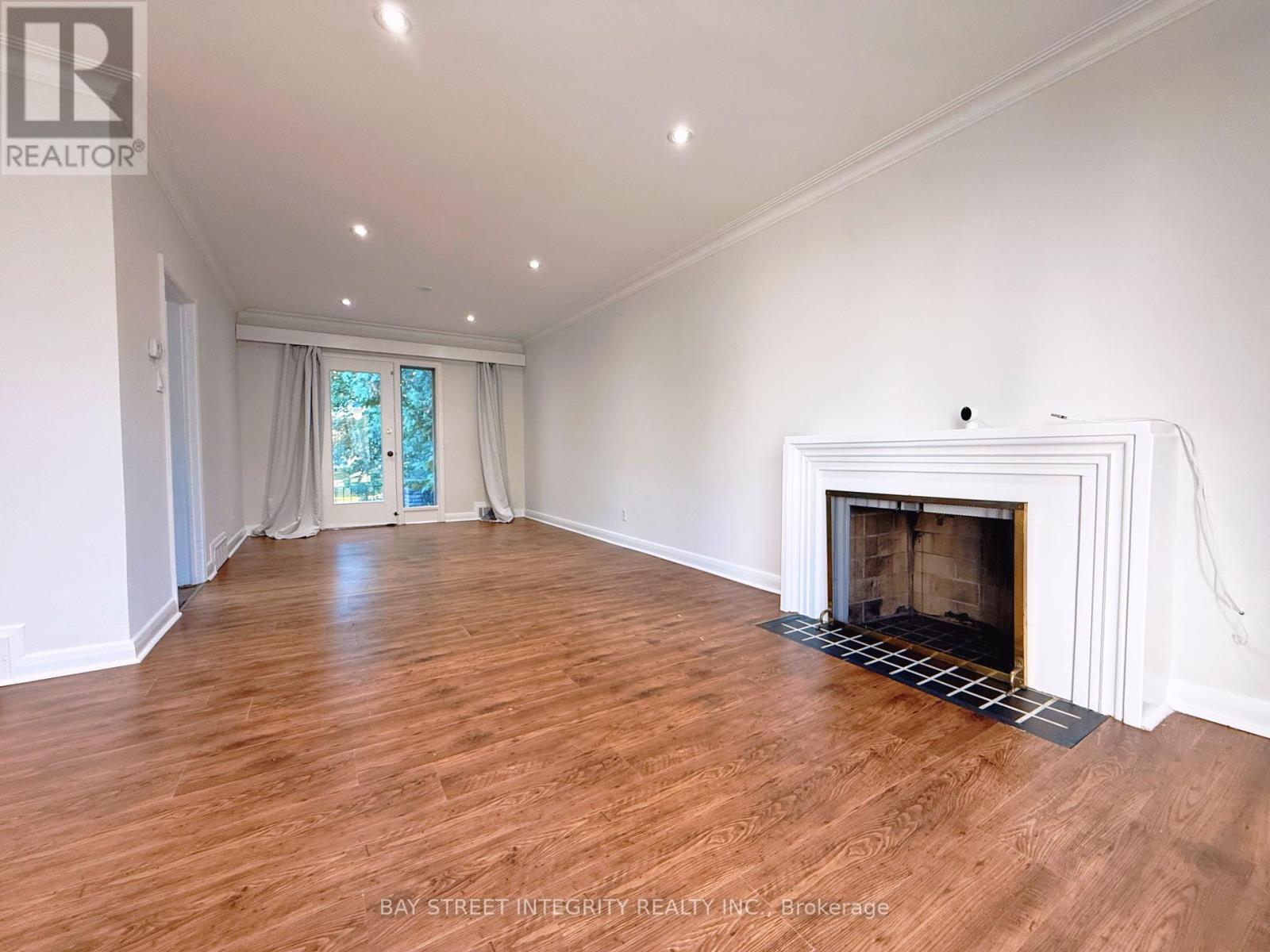 143 Munro Boulevard, Toronto, Ontario  M2P 1C9 - Photo 11 - C12458726