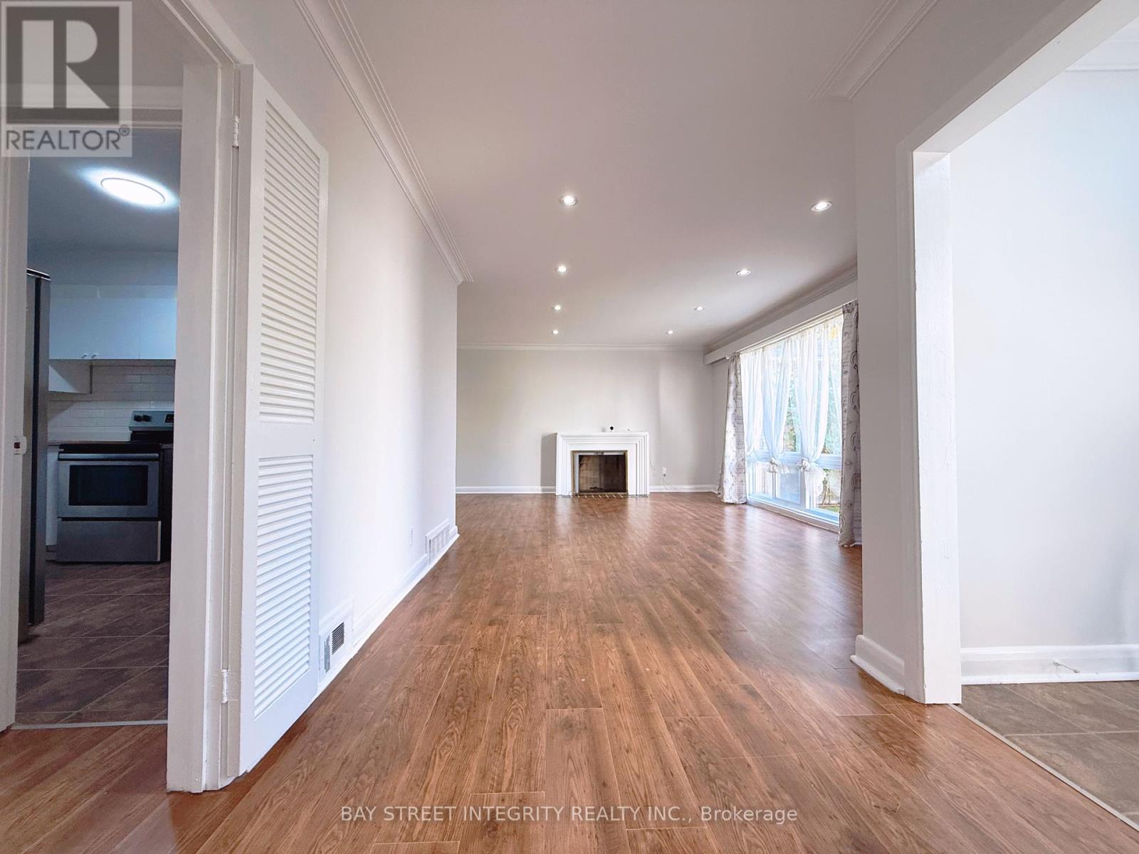 143 Munro Boulevard, Toronto, Ontario  M2P 1C9 - Photo 12 - C12458726