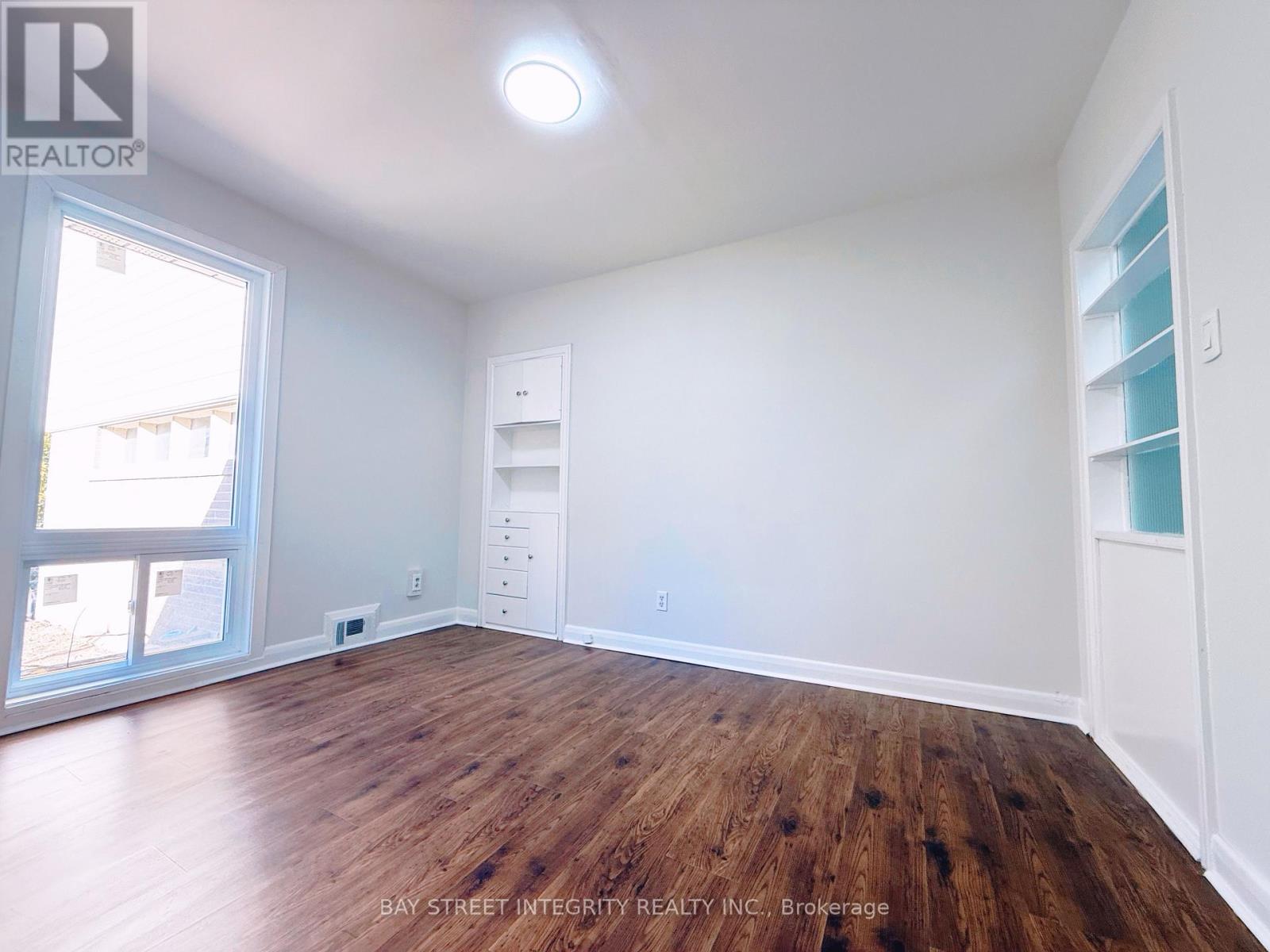 143 Munro Boulevard, Toronto, Ontario  M2P 1C9 - Photo 16 - C12458726