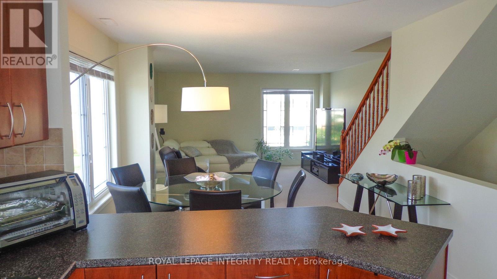 176 Chapman Mills Drive, Ottawa, Ontario  K2J 0B8 - Photo 11 - X12457390