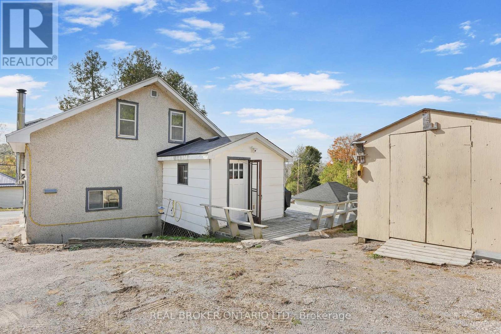 79 & 85 Bridge Street, Addington Highlands, Ontario  K0H 1L0 - Photo 6 - X12458724