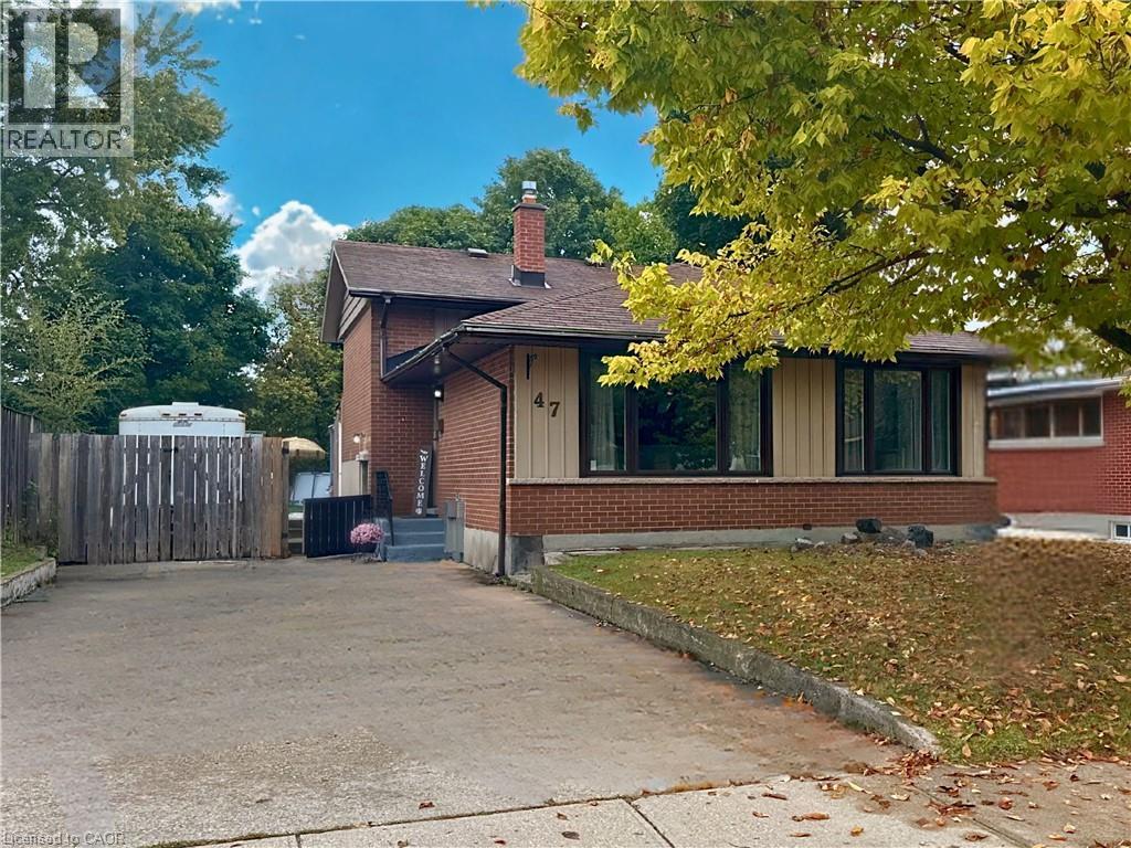 47 Rouse Avenue, Cambridge, Ontario  N1R 4M6 - Photo 2 - 40770950