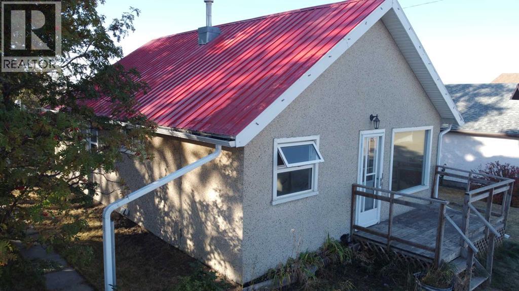 125 Centre Street, Torrington, Alberta  T0M 2B0 - Photo 4 - A2263941