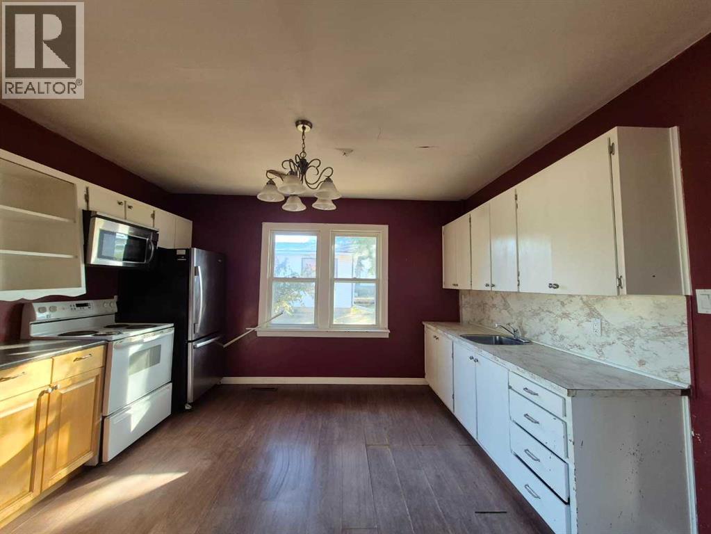 125 Centre Street, Torrington, Alberta  T0M 2B0 - Photo 13 - A2263941