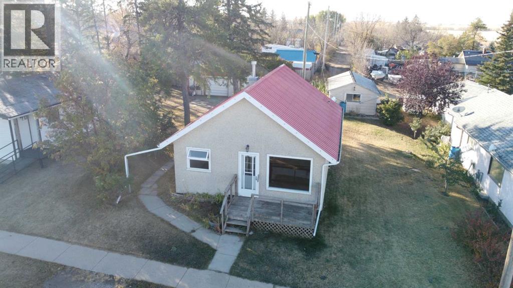 125 Centre Street, Torrington, Alberta  T0M 2B0 - Photo 2 - A2263941
