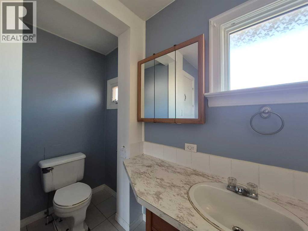 125 Centre Street, Torrington, Alberta  T0M 2B0 - Photo 15 - A2263941