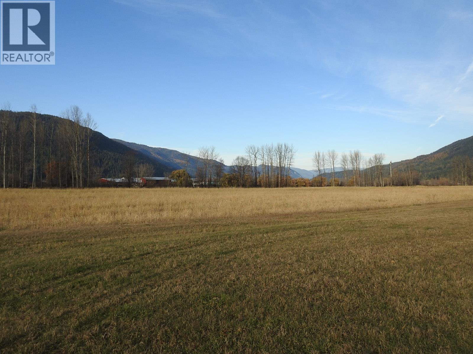 110 Parsons Road, Mara, British Columbia  V0E 2K0 - Photo 12 - 10331336