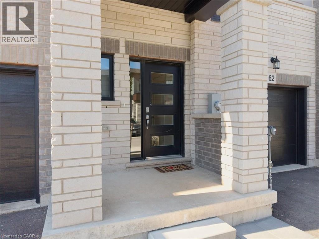 155 Equestrian Way Unit# 62, Cambridge, Ontario  N3E 0E8 - Photo 2 - 40777712